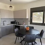 Poseidon 77b Luxury Residences *