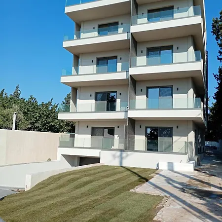 Poseidon 77b Luxury Residences