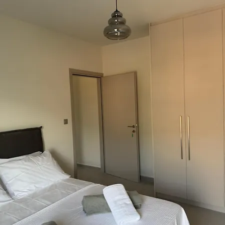 Poseidon 77b Luxury Residences * Loutráki