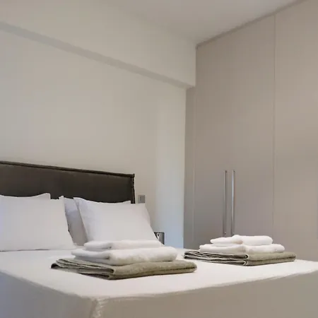 Poseidon 77b Luxury Residences 公寓 路特奇