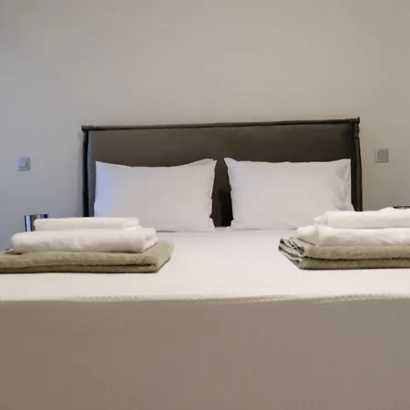 Poseidon 77b Luxury Residences * 路特奇