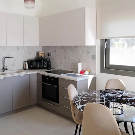 公寓 Poseidon 77b Luxury Residences *